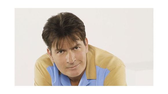 Charlie Sheen ... un fan dingue arrêté dans sa maison