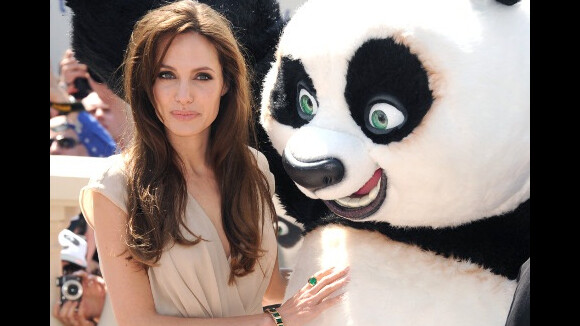 Angelina Jolie à Cannes ... Eblouissante pour l'avant-première de Kung-Fu Panda 2 (PHOTOS)