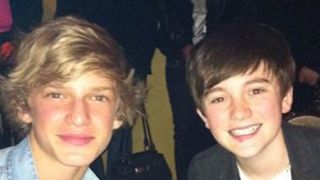 Greyson Chance VS Justin Bieber ...... son nouveau clip ressemble à Baby