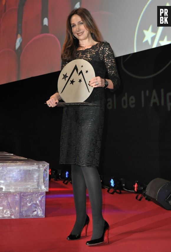 Elsa Zylberstein obtient le prix d'interprétation féminine à l'Alpe d'Huez.
