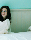 Kristen Stewart trouve son lit trop confortable