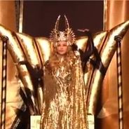 Madonna : Super Bowl 2012, une performance de gladiatrice sexy et conquérante (VIDEO)