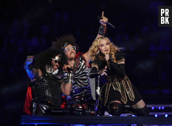 Madonna avec les LMFAO lors du Super Bowl