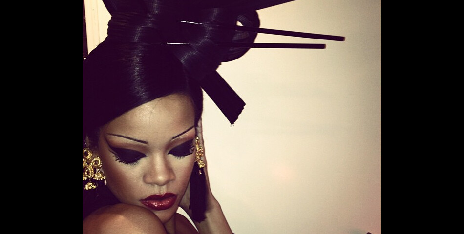 Rihanna sur le tournage du clip de Princess of China !