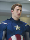 Chris Evans dans le costume de Captain America