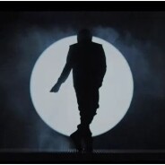 Justin Bieber se prend pour Michael Jackson dans le clip Boyfriend (VIDEO)
