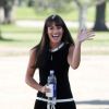 Lea Michele toute souriante sur le tournage de Glee