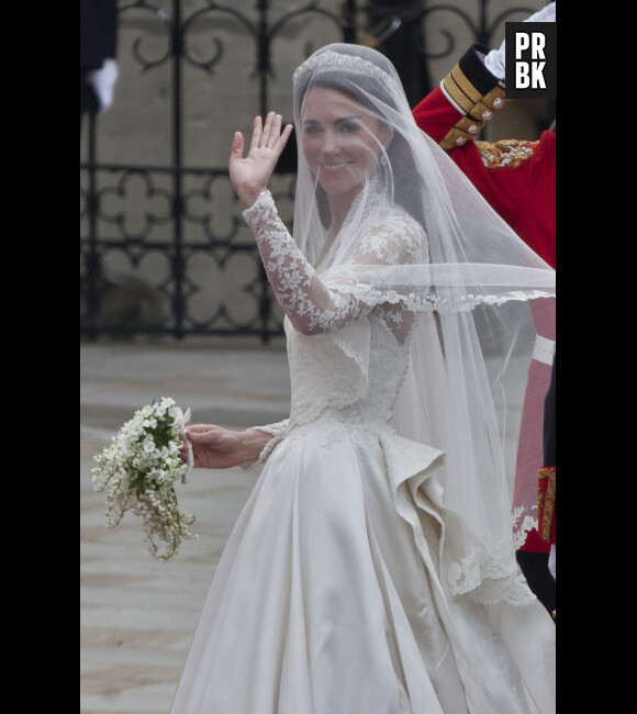 Kate Middleton, rayonnante en mariée
