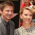Scarlett Johansson a pu compter sur le soutien de Jeremy Renner