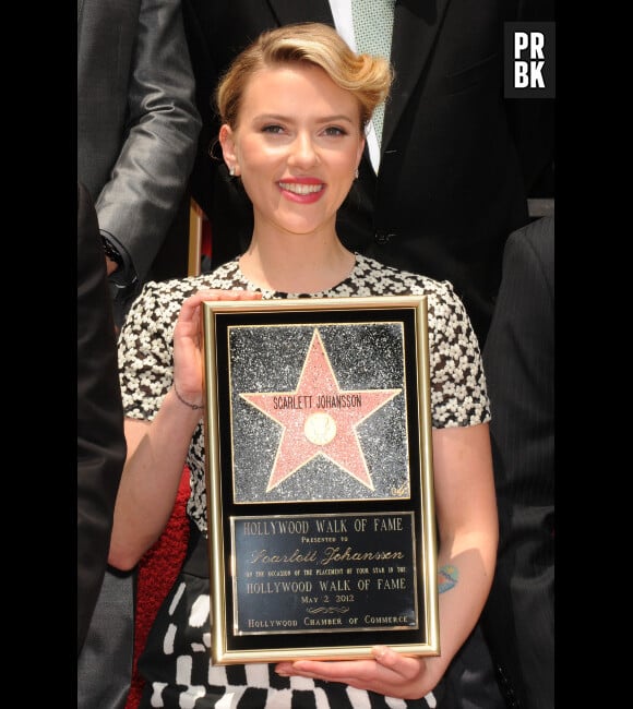Scarlett Johansson est fière de son étoile !