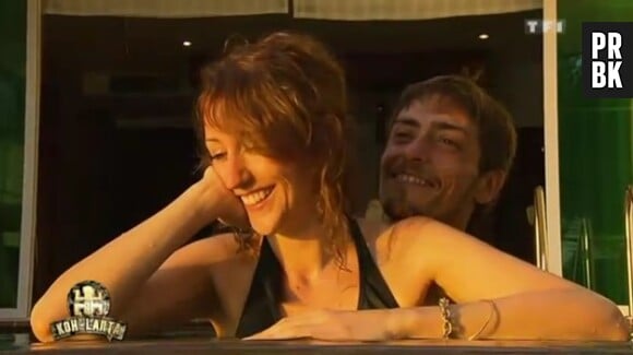 Claude partage une nuit avec sa chérie dans une suite de luxe