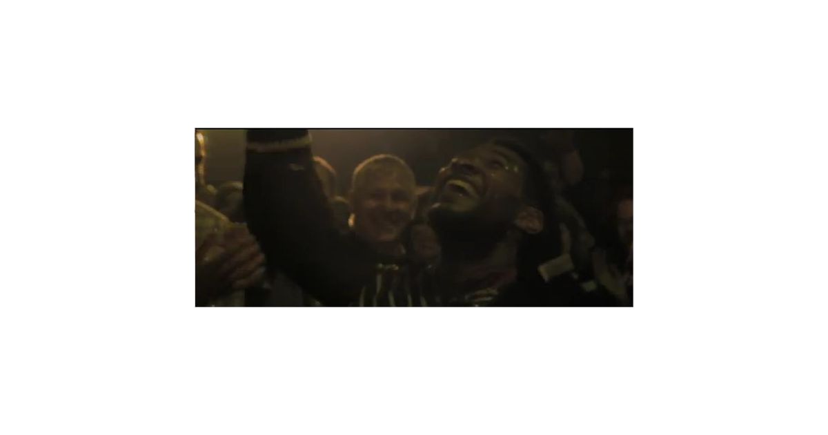 Usher lors de son show à Broadway ! Purebreak