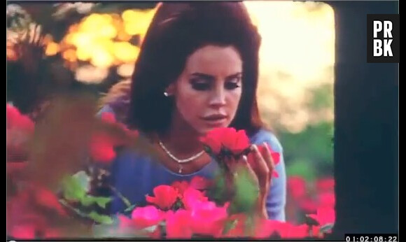 Lana Del Rey en mode Jackie Kennedy