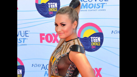 Demi Lovato : sa tenue exhib' pour les Teen Choice Awards 2012 ! (PHOTOS)