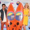 Candice Accola et Michael Trevino et leurs trophées aux Teen Choice Awards 2012