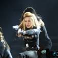 Madonna s'explique sur Marine Le Pen et la croix gammée