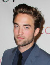 Robert Pattinson trop classe dans son costume gris !