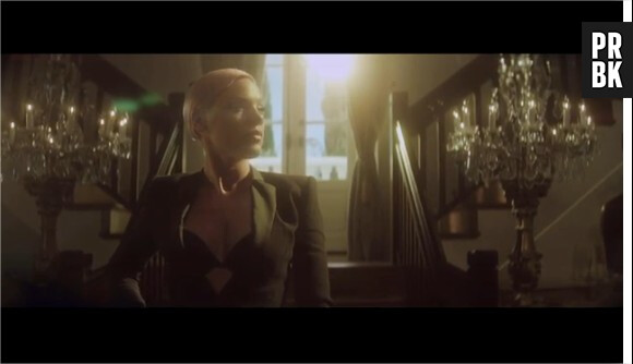 Pink joue la femme fatale dans sa dernière vidéo !