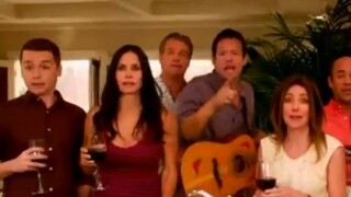 Cougar Town saison 4 : ils sont de retour en chanson et avec du vin ! (VIDEO)