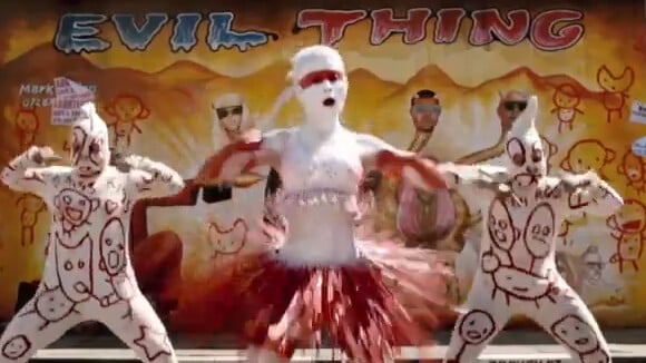 Die Antwoord : Fatty Boom Boom, le clip 100% provoc' (VIDEO)