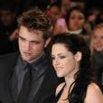  Robert Pattinson et Kristen Stewart : leur premier baiser était compliqué à réaliser 