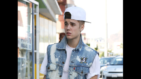 Justin Bieber : pas vraiment joyeux à Los Angeles ! (PHOTOS)