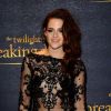 Miley Cyrus : Fan de la tenue de Kristen Stewart pour l'avant-première de Twilight 4 partie 2