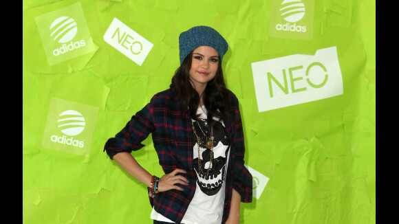 Selena Gomez nouvelle égérie de NEO Adidas... comme Justin Bieber ! (VIDEO)
