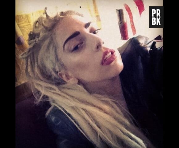 Lady Gaga a opté pour les dreadlocks !