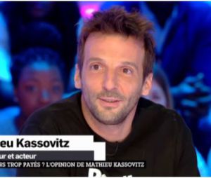 Mathieu Kassovitz se confie sans tabou dans La Nouvelle Edition