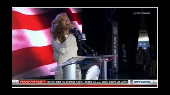 Beyoncé avoue son playback... mais prouve qu'elle sait chanter ! (VIDEO)