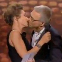 Victoires de la Musique 2013 : un kiss pour Laurent Ruquier et Virginie Guilhaume