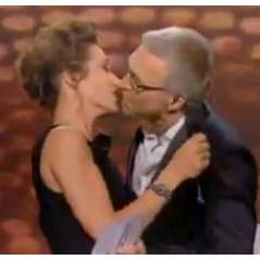 Victoires de la Musique 2013 : un kiss pour Laurent Ruquier et Virginie Guilhaume
