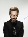 Hugh Laurie pourrait bien jouer le méchant dans le prochain Disney, au côté de George.