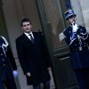 Manuel Valls, le ministre de l'Intérieur, se rendra dans la journée auprès des camarades des policiers tués.