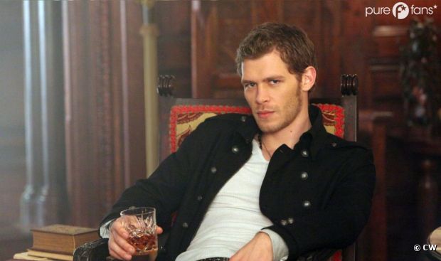 Une scène de sexe pour Klaus dans Vampire Diaries