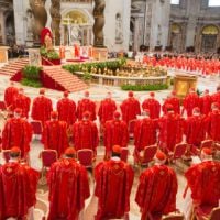 Pape - Conclave du Vatican : les secrets de fabrication de la fumée blanche