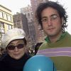 Yoko Ono milite contre les armes à feu