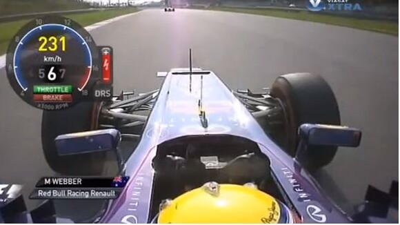 Mark Webber : doigt d'honneur à Sebastian Vettel en pleine course
