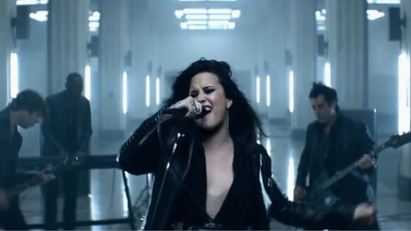 Demi Lovato : Heart Attack, le clip dark et torturé