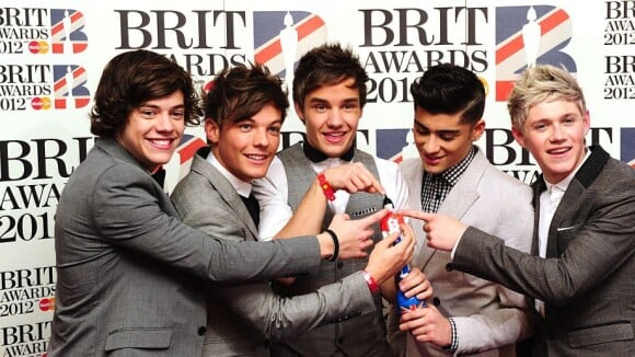 One Direction : clash entre le groupe et son manager. Danger pour Harry et sa bande ?