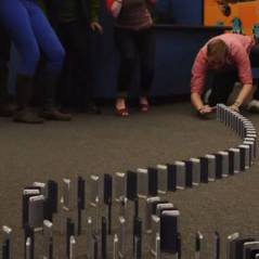 iPhone 5 : 10 000 téléphones pour la chute de dominos la plus chère du monde