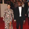 Kim Kardashian, en Riccardo Tisci sur le tapis rouge du MET Ball 2013
