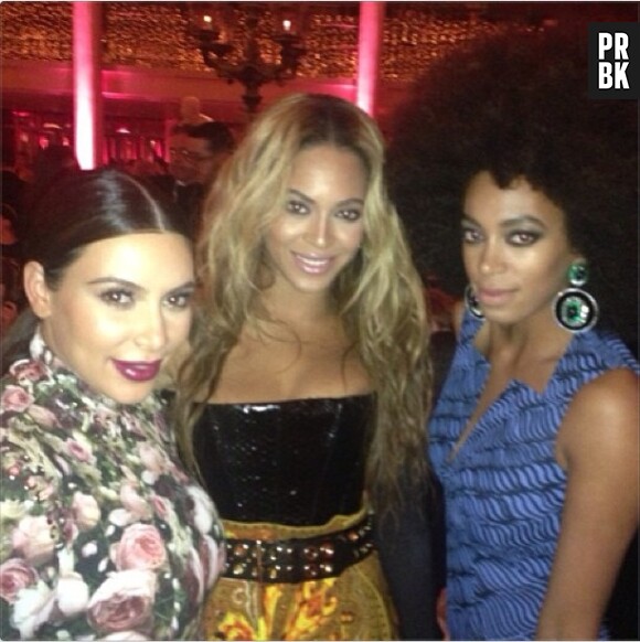 Kim Kardashian avec Beyoncé et Solange Knowles, au MET Ball 2013 le 6 mai à New-York