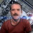 L'astronaute Chris Hadfield interprète Space Oddity