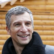 Taratata : une pétition de stars pour sauver le soldat Nagui