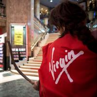 Virgin Megastore bientôt liquidé ? Les salariés occupent la boutique des Champs-Elysées