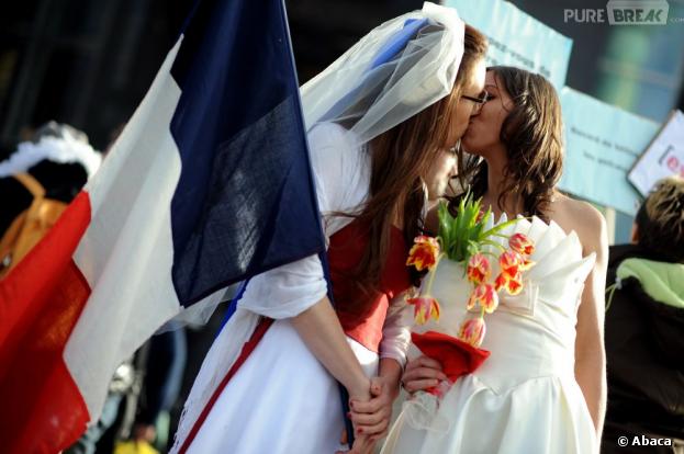 Claude Binaud, maire de Matha en Charente-Maritime, refuse de marier deux hommes mais pas deux filles
