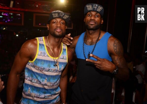 Dwyane Wade et LeBron James fêtent la victoire des Miami Heat en NBA le 22 juin 2013