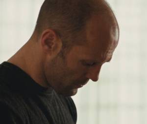 Crazy Joe : Jason Statham sort les muscles